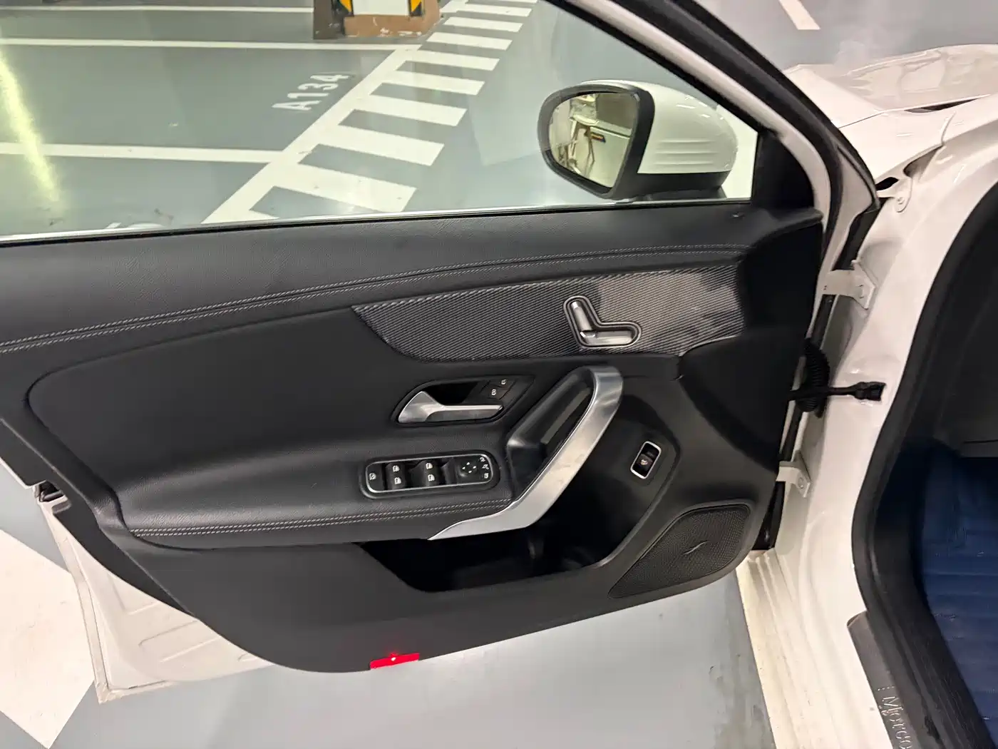 Фото 10 - Mercedes-Benz A-Class