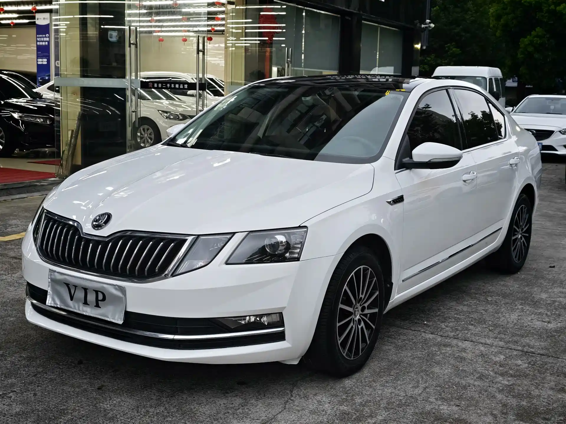 صورة 1 - Škoda Octavia