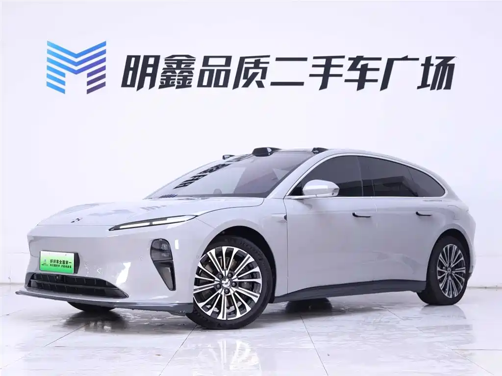 NIO NIO ET5T