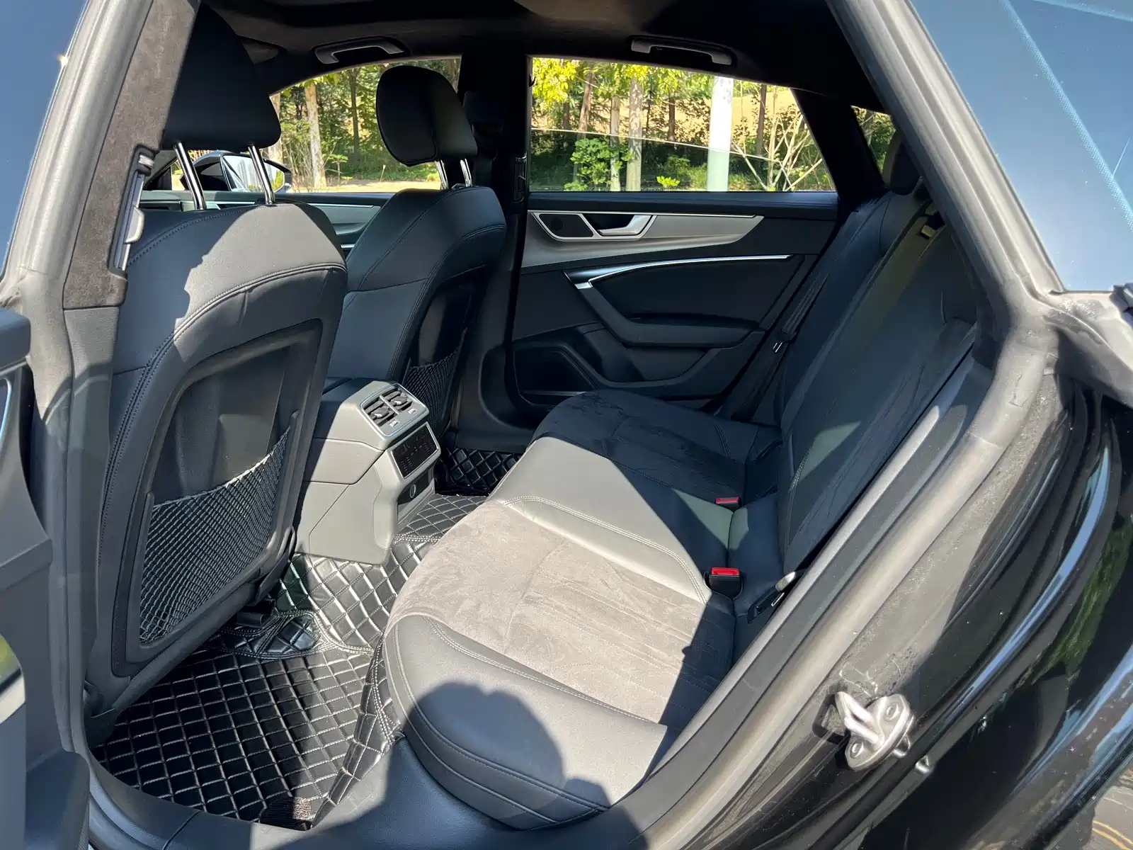 Фото 6 - Audi A7