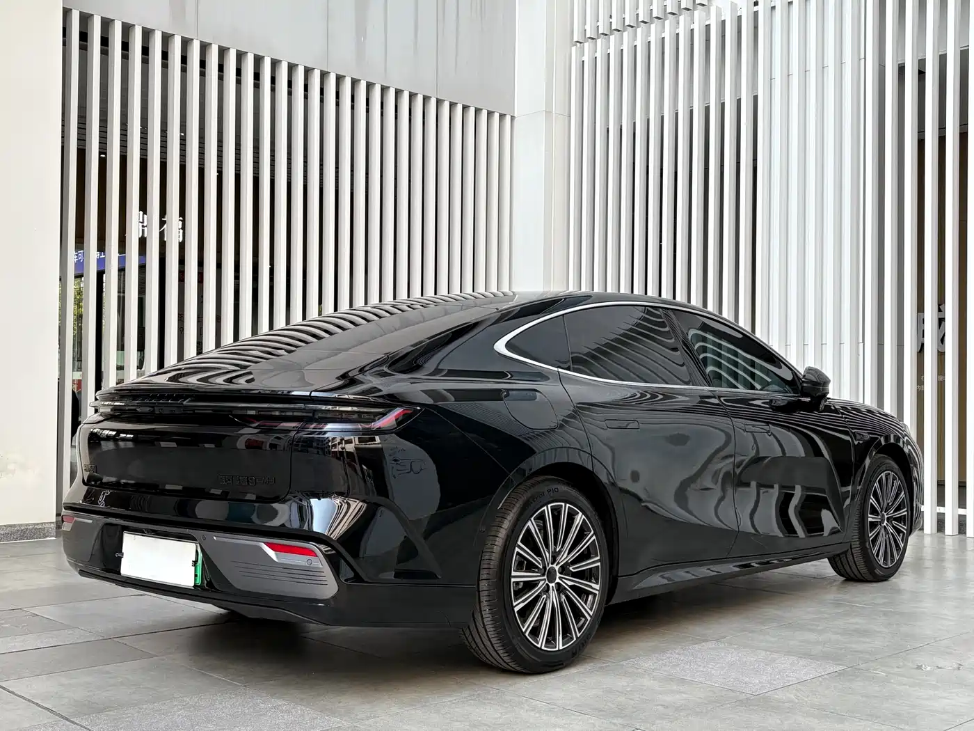 GEELY GALAXY GALAXY SPARKLE 8