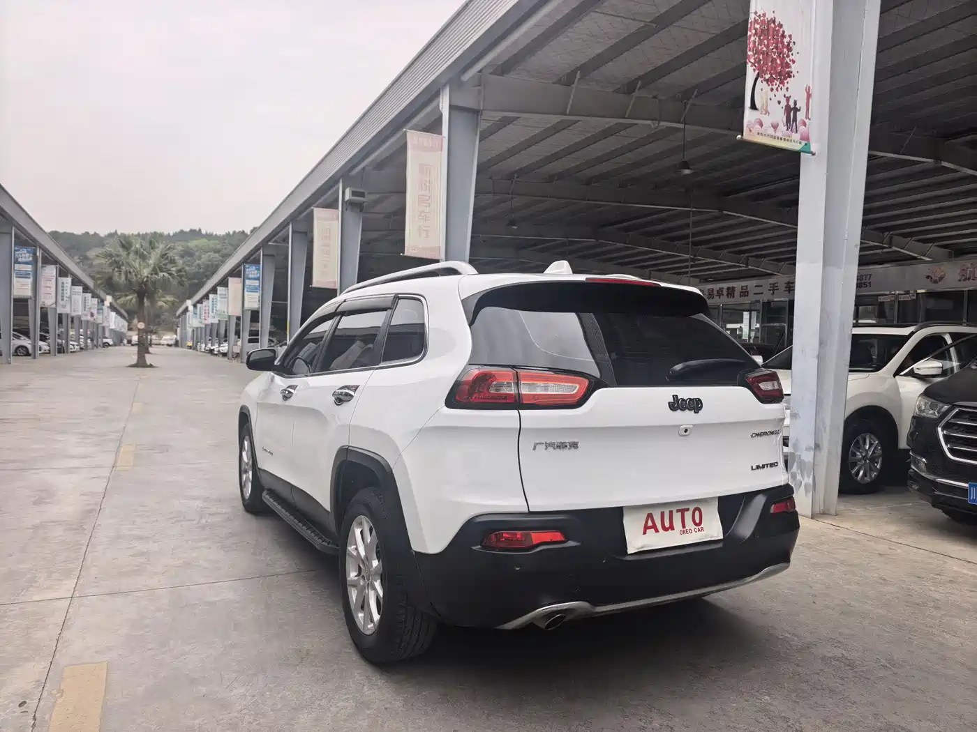 Jeep Cherokee 2018 2017 2.0L Superior Edition