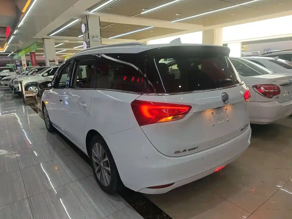 Buick GL6 2023 2021 323T Mild Hybrid Connected Luxury