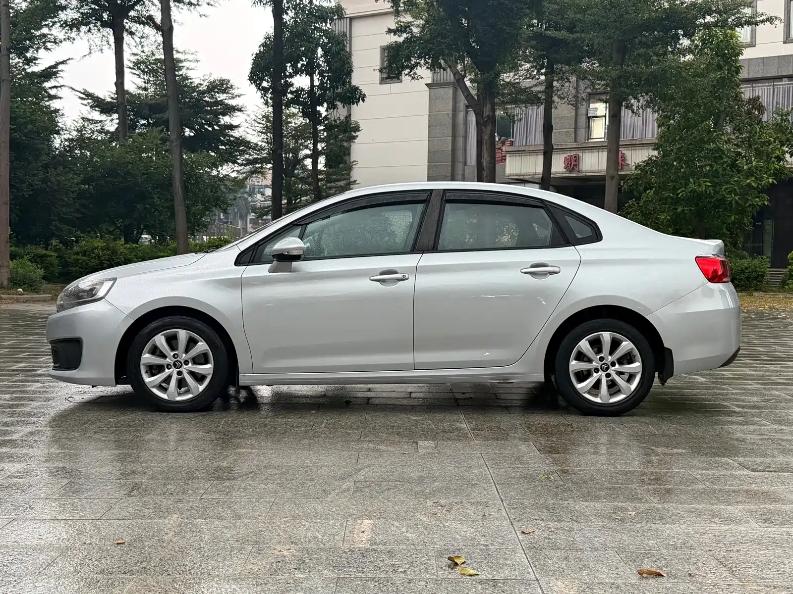 Фото 4 - Citroën C4 C-Quatre