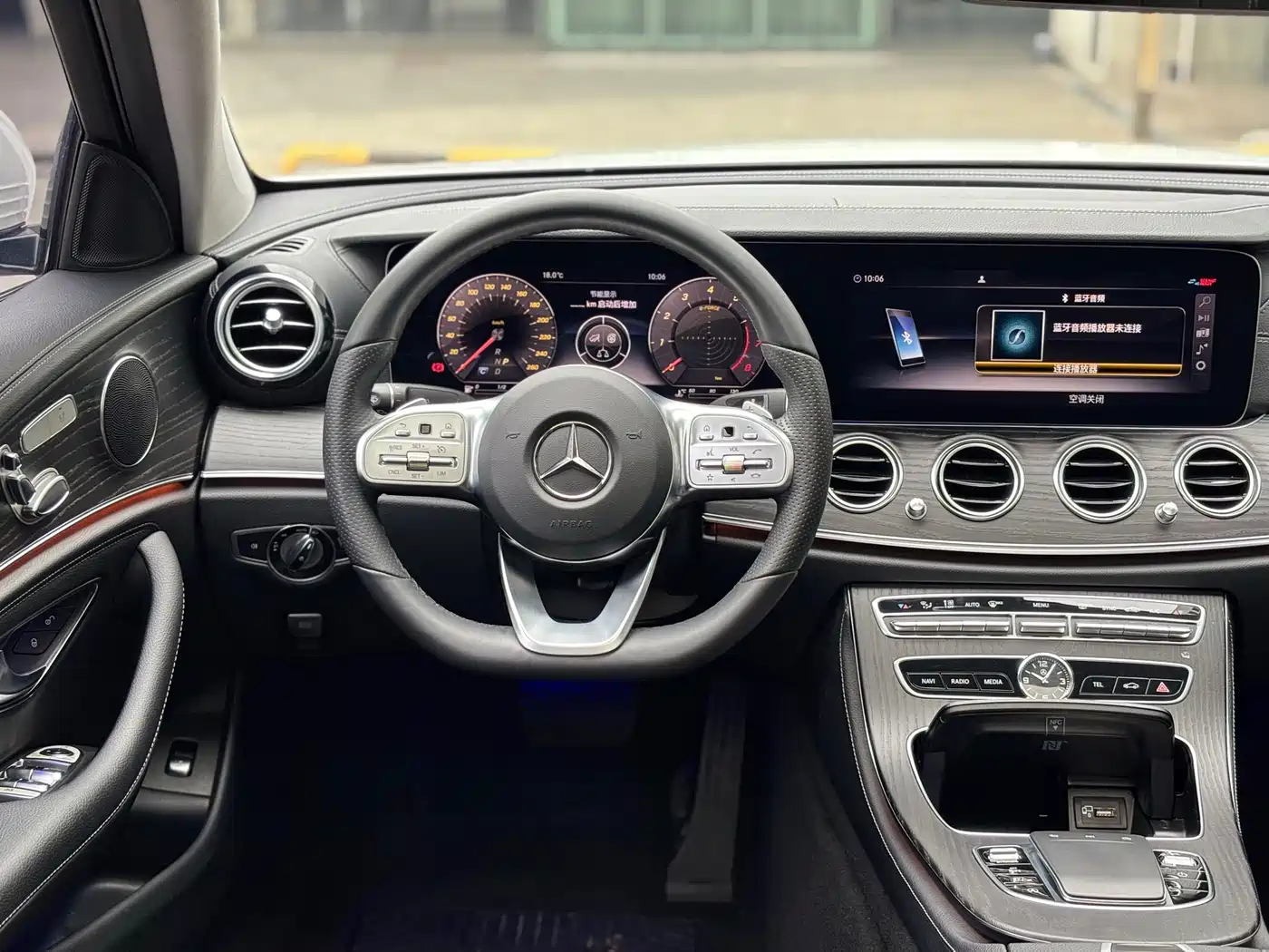 Mercedes-Benz E-Class 2020 Model E 260 L Sport фото 7