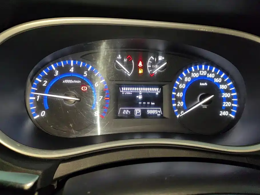 Venucia T90 2018 2018 2.0L CVT Smart Connection Intelligent Edition China V