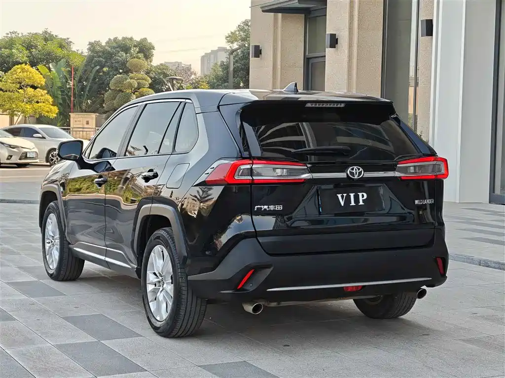 Toyota Wildlander 2022 2.0L CVT 2WD Urban Edition фото 5