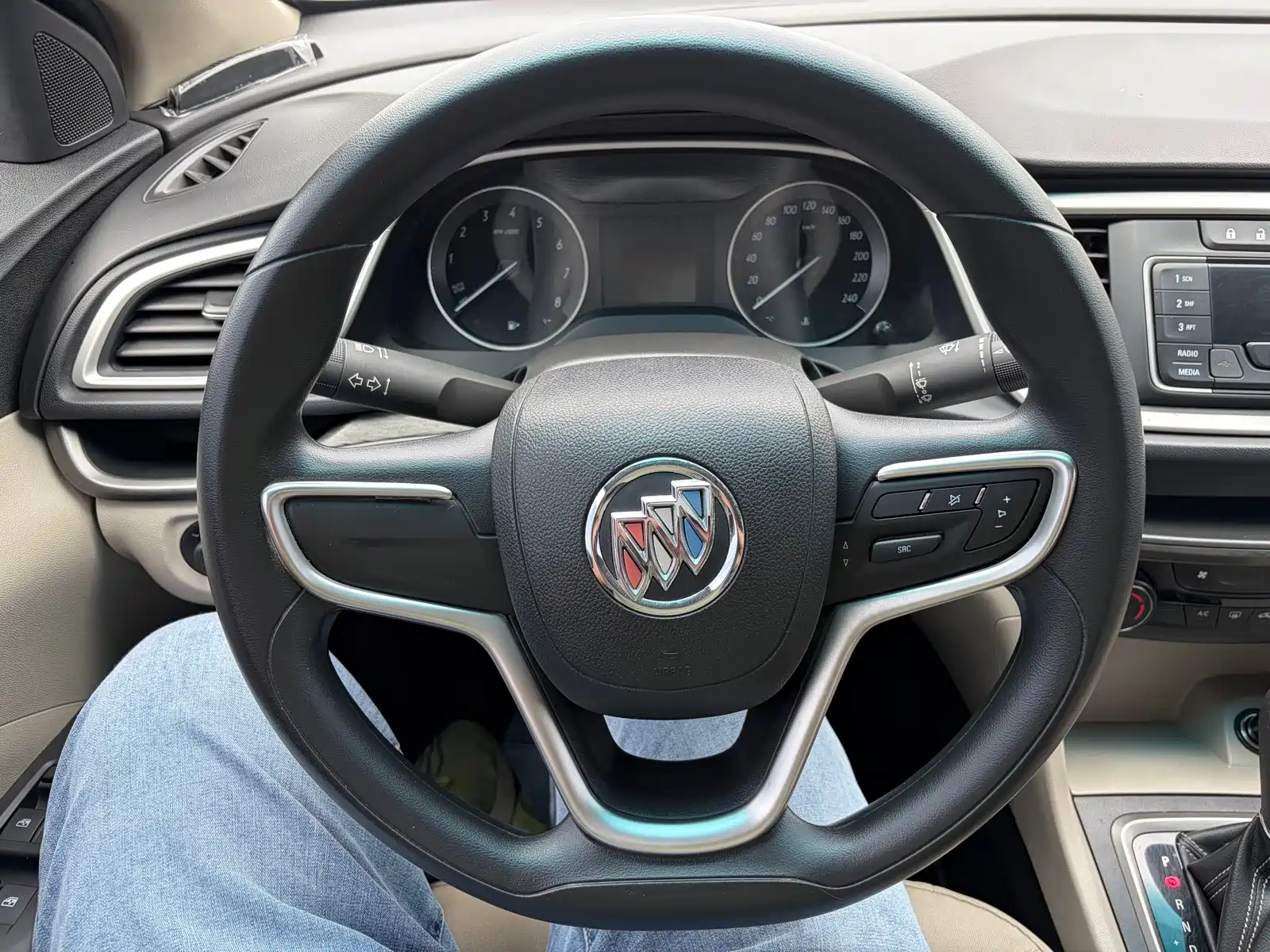 Фото 17 - Buick Excelle