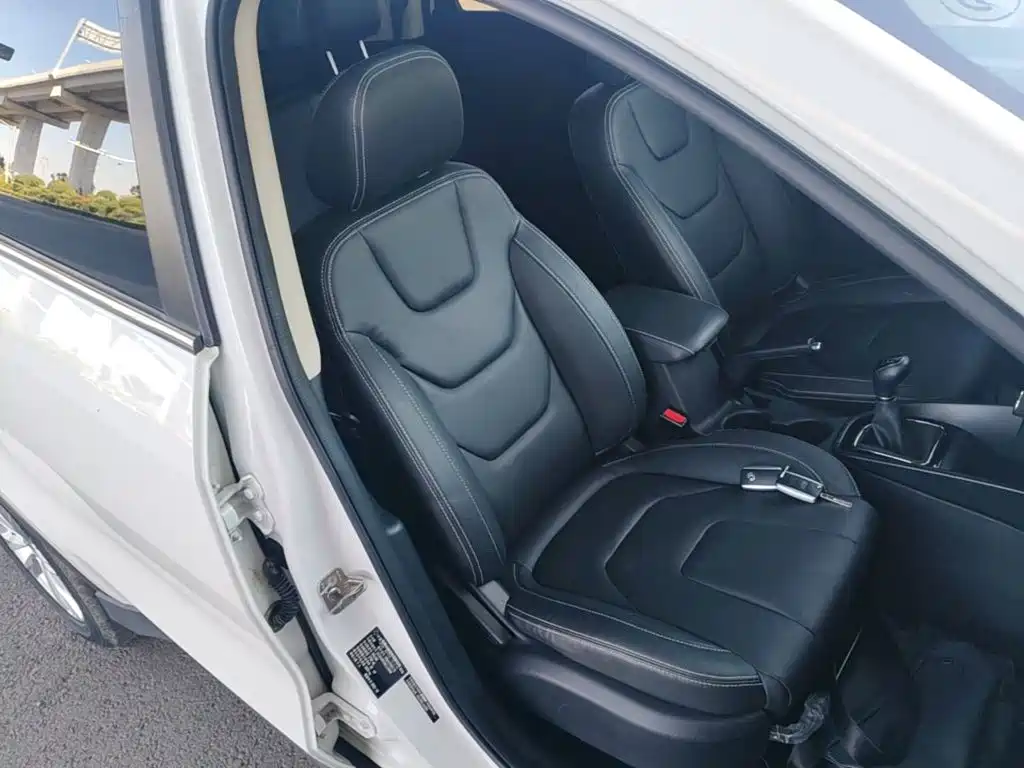 Dongfeng Fengguang Fengguang 580 2022 2021 Facelift ☆Star Edition 1.8L Manual Elite