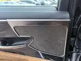 Фото 7 - Lexus LS