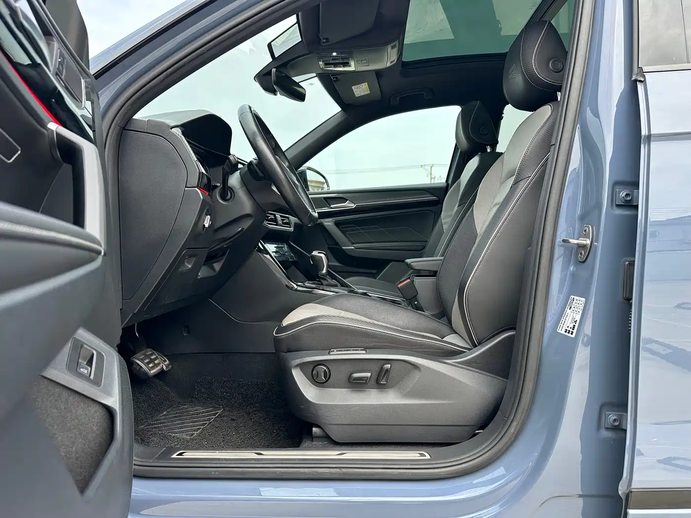 Volkswagen Tayron X 2020 380TSI 4WD Premium Smart Connect фото 8