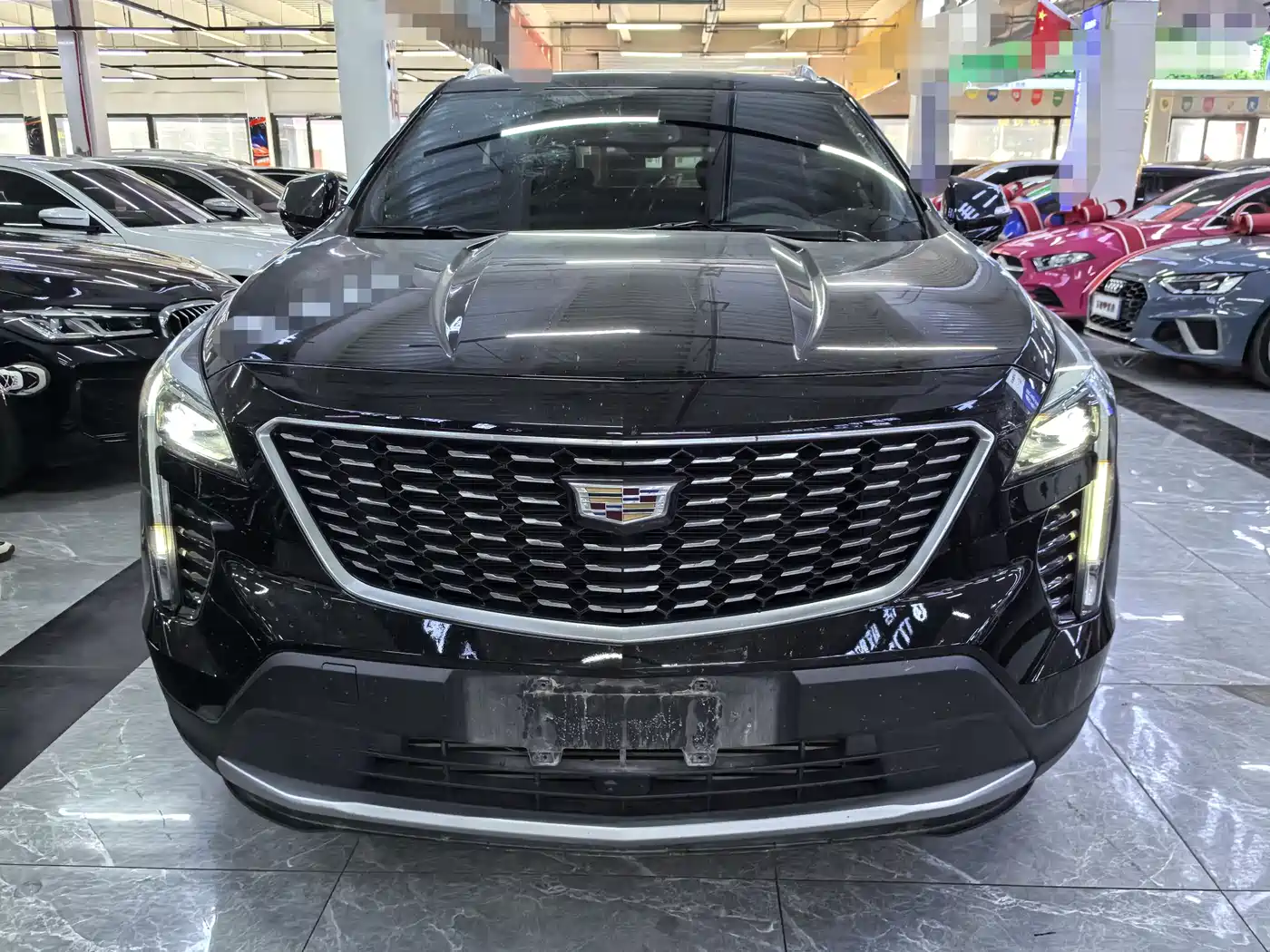 CADILLAC XT4