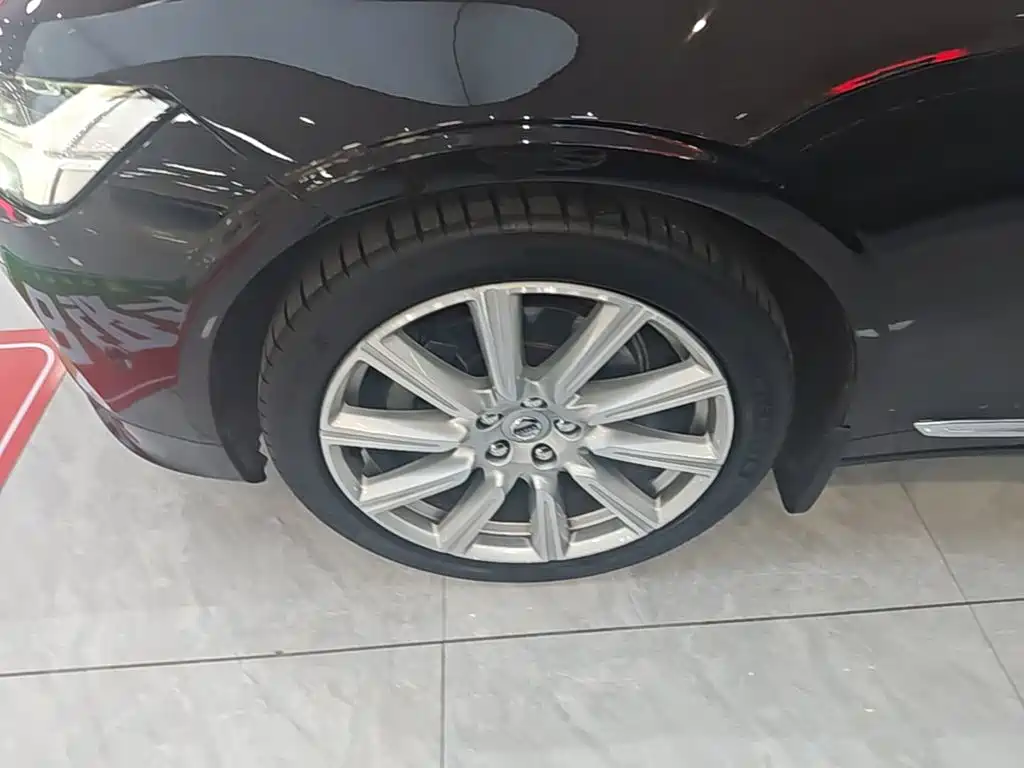 Volvo S90 2017 2017 T5 R-Design