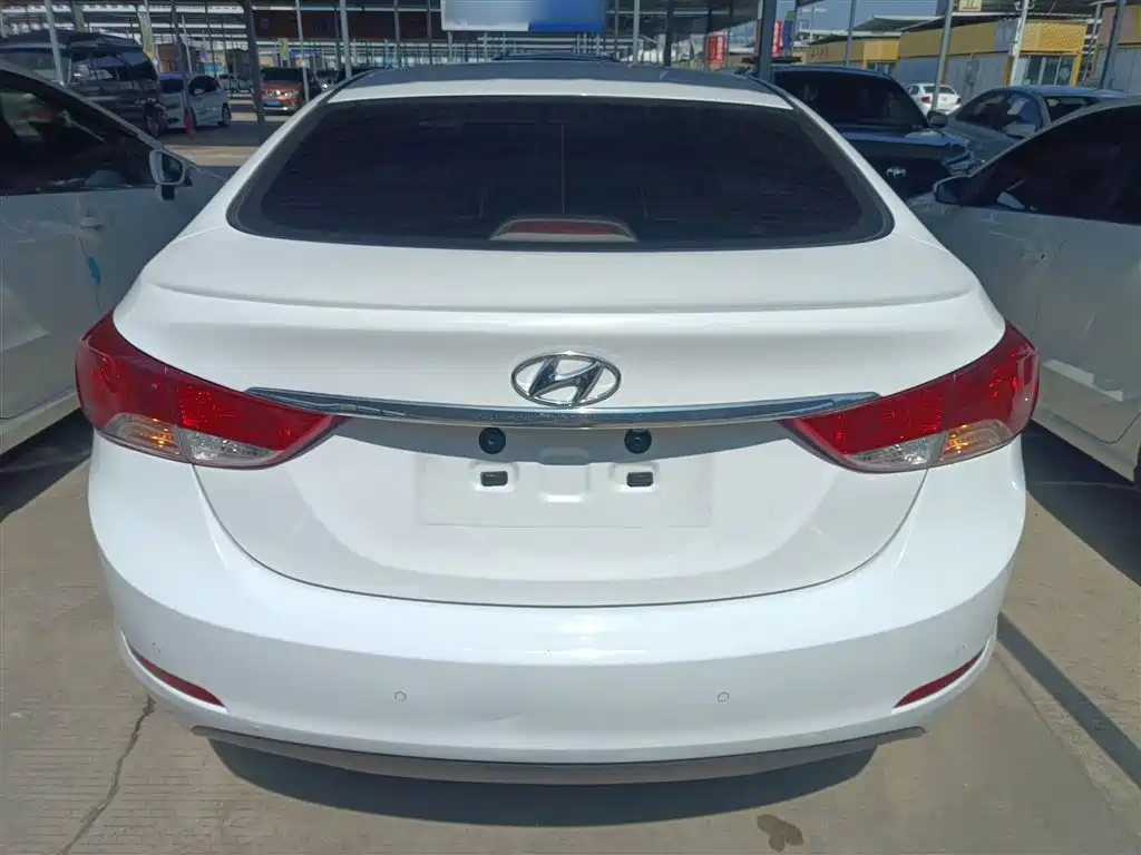 Hyundai Langdong 2012 1.6L Automatic Fashion фото 4