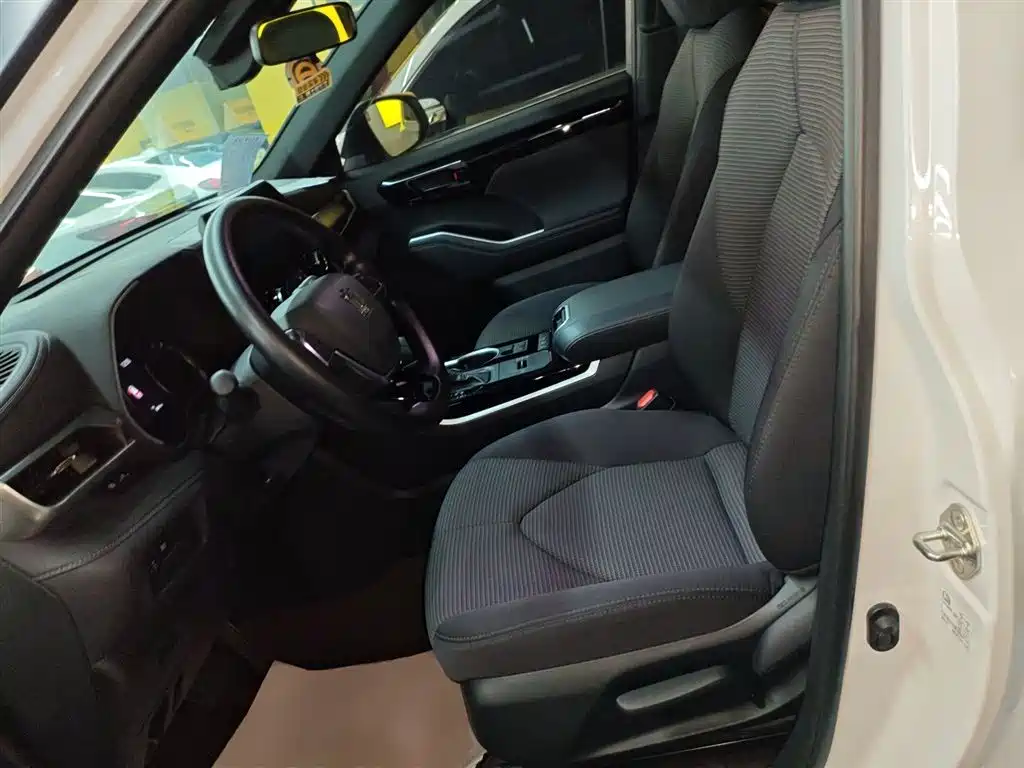 Toyota Crown Kluger 2023 2.5L HEV AWD Elite Edition фото 11