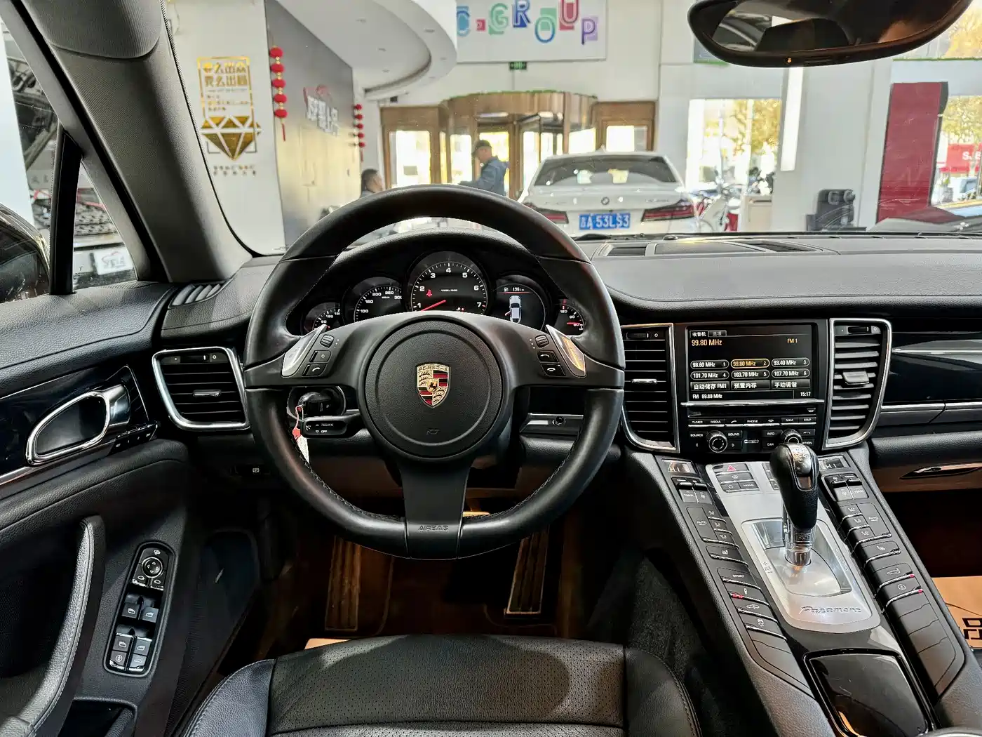 Porsche Panamera 2010 Panamera 4 3.6L фото 19