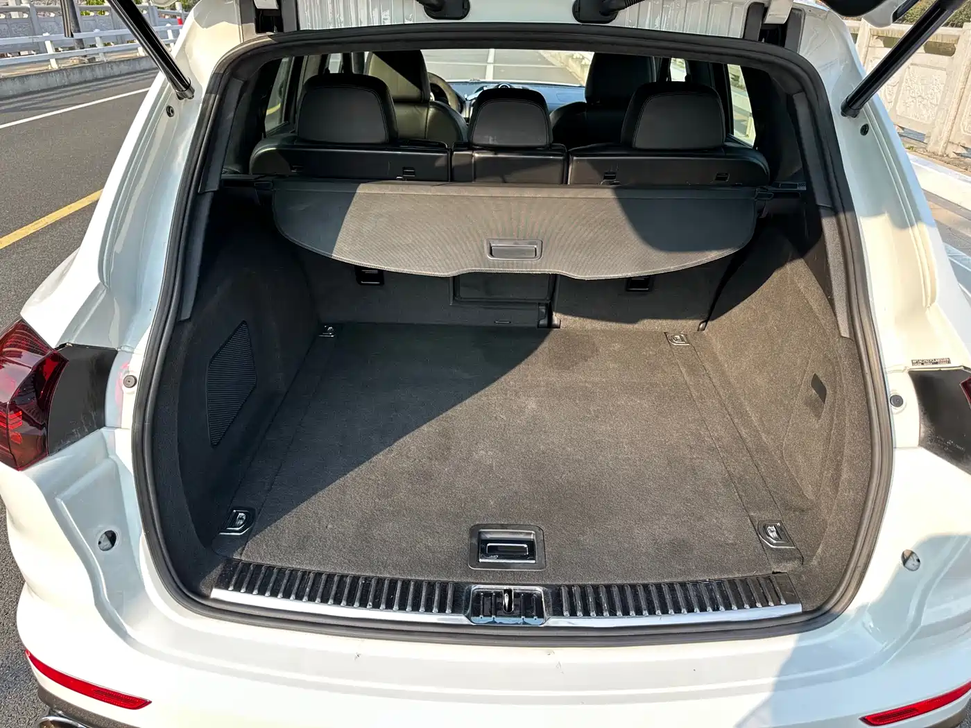 Porsche Cayenne 2011 Cayenne Turbo 4.8T фото 23