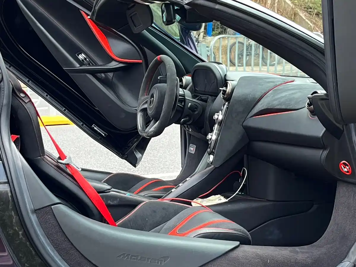 McLaren 720S 2019 4.0T Spider фото 10