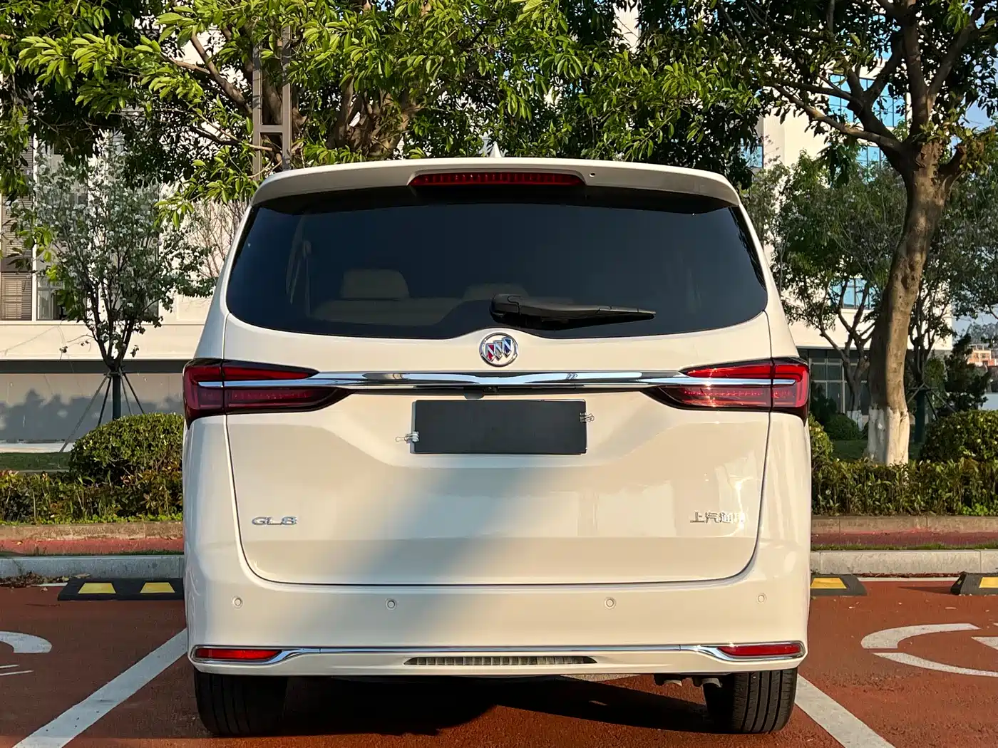 Buick GL8 2023 Land Business Class 652T Luxury фото 8