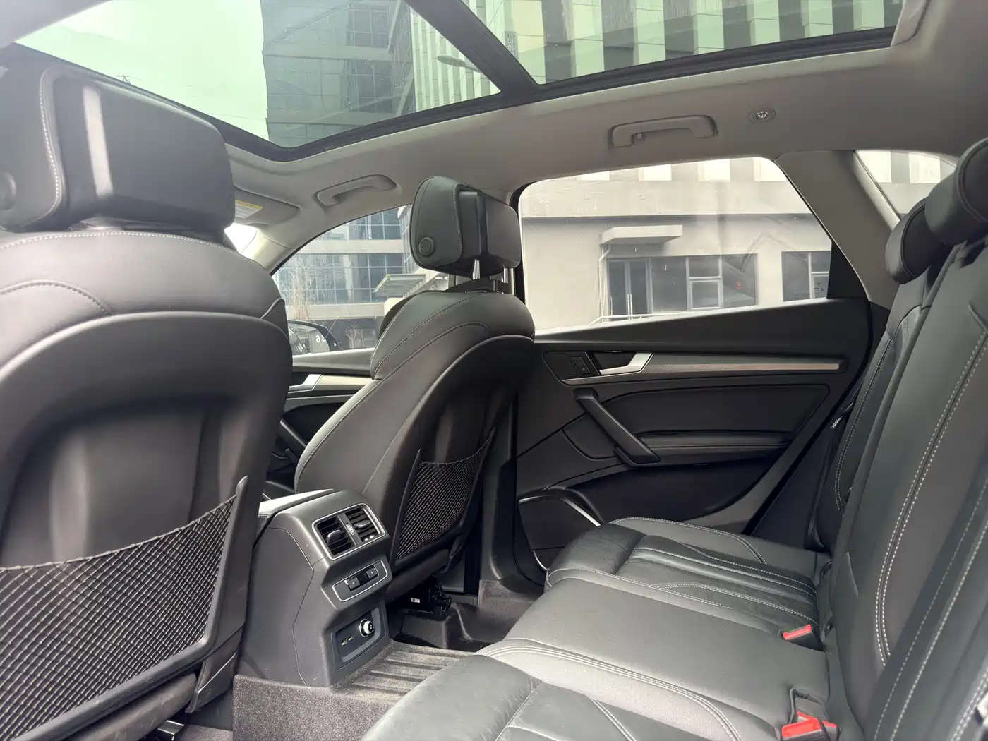 Audi Q5L 2023 40T Luxury Dynamic фото 6