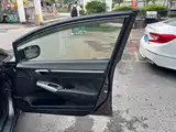 Фото 19 - Honda Civic