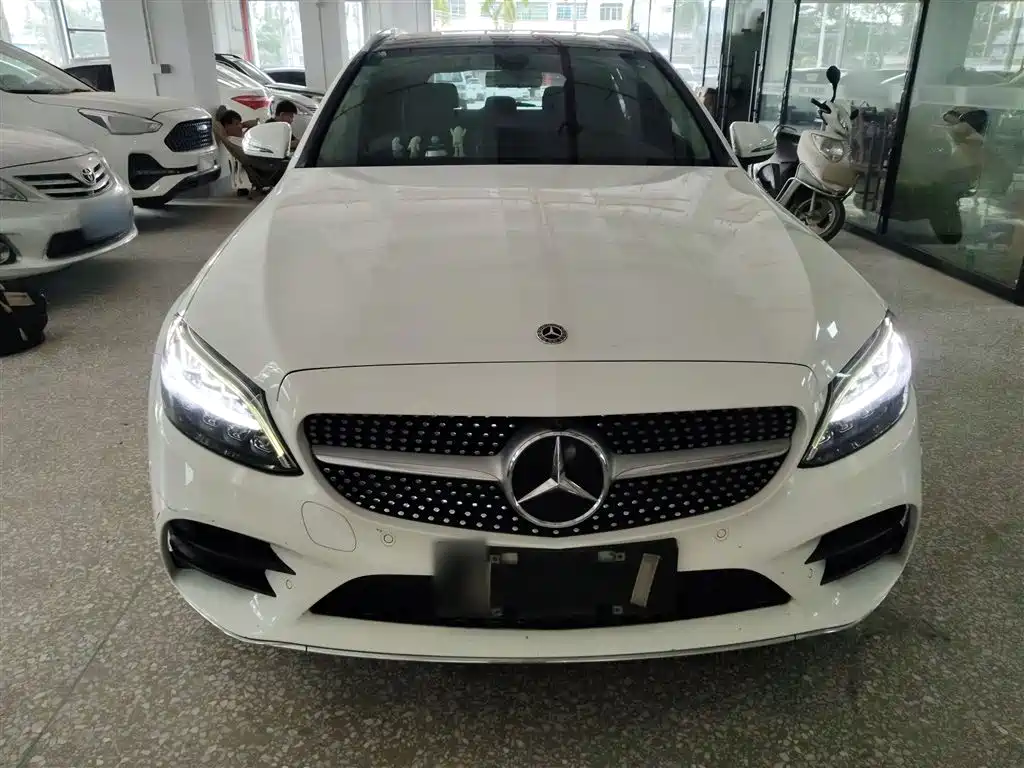MERCEDES-BENZ CLASS C (IMPORTED)