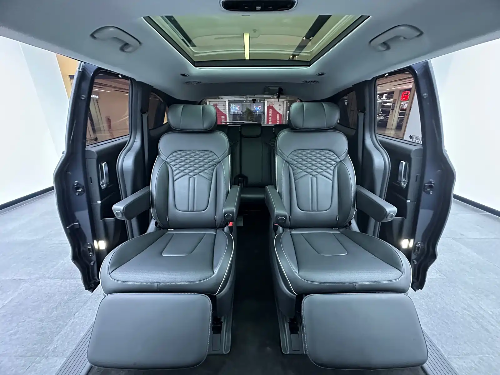 Фото 21 - Hyundai Custo
