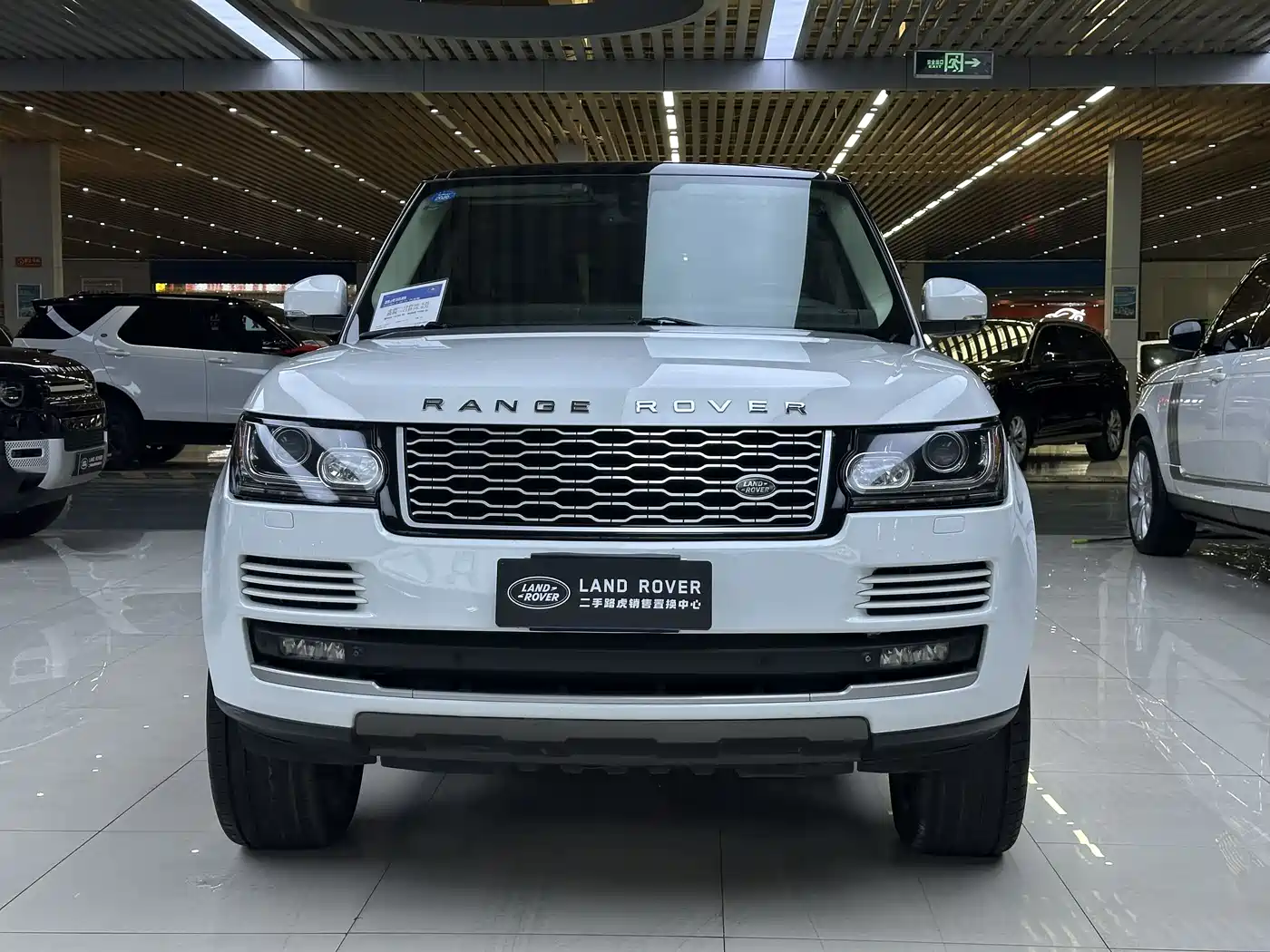 Land Rover Range Rover 2015 3.0 SC V6 Vogue фото 2