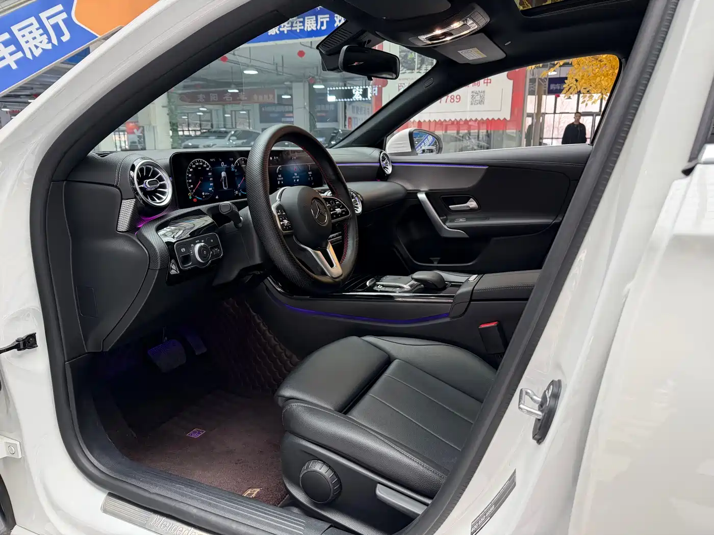 Mercedes-Benz A-Class 2022 Facelift A 180 L Sport Sedan фото 5