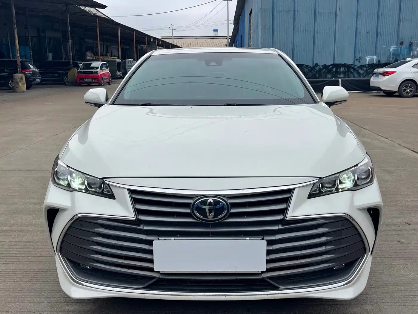 Toyota Avalon 2019 2.5L Progressive Edition China V фото 2
