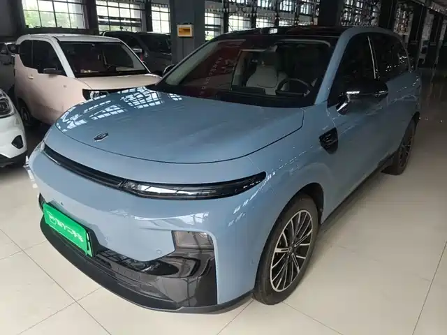 Leapmotor B10 2025