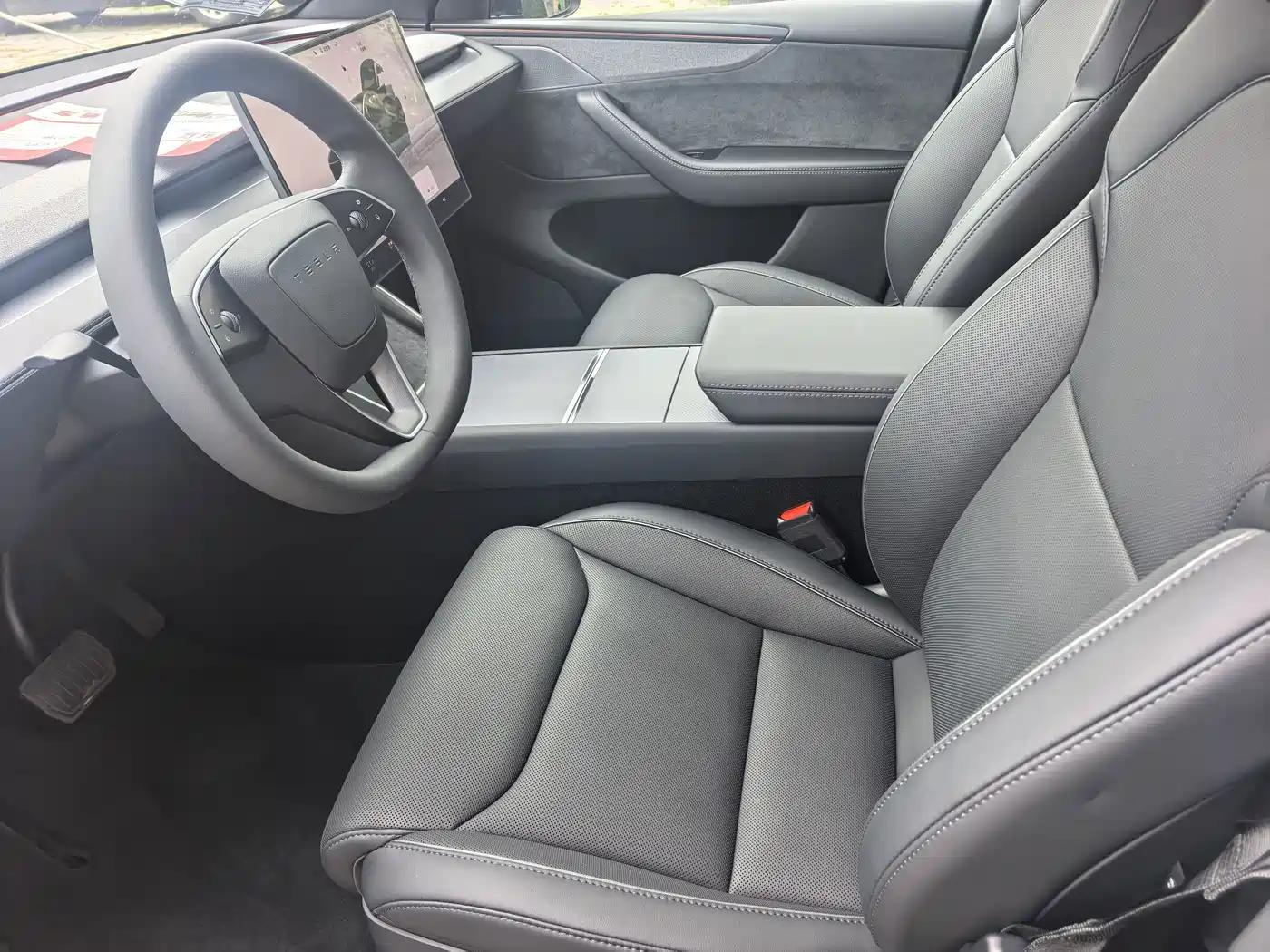 Tesla Model Y L 2026 2025 Facelift Long Range AWD