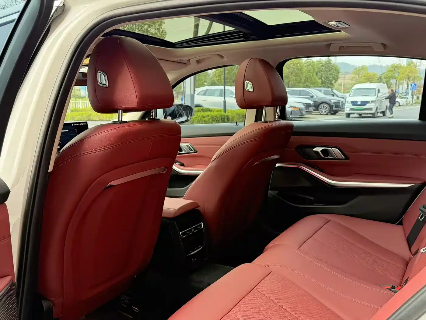 BMW 3 Series 2023 325Li M Sport Package фото 5