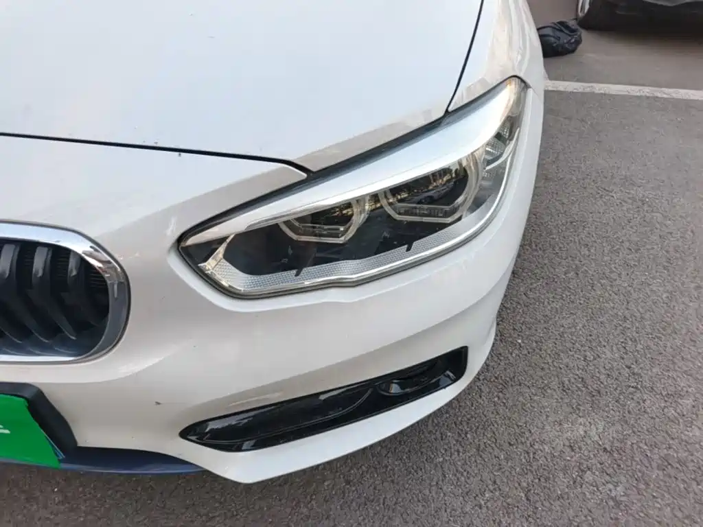 BMW 1 Series (Import) 2019 2018 118i Sport Design Package