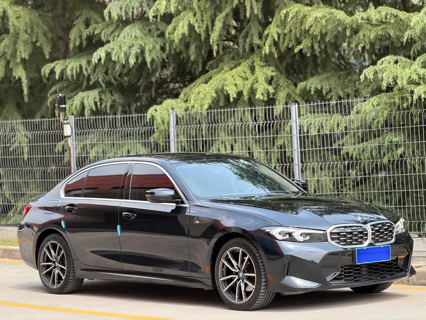 BMW 3 Series 2024 325Li M Sport Package фото 3
