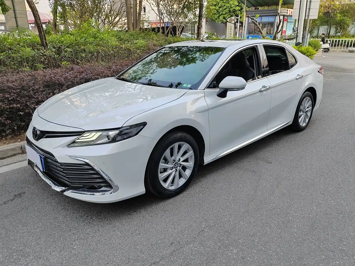 Toyota Camry 2023 2.0G Luxury Edition