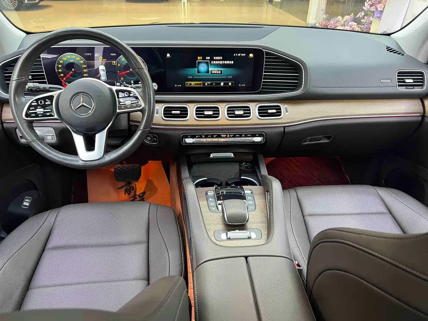 Mercedes-Benz GLE 2020 Facelift GLE 350 4MATIC Luxury фото 13
