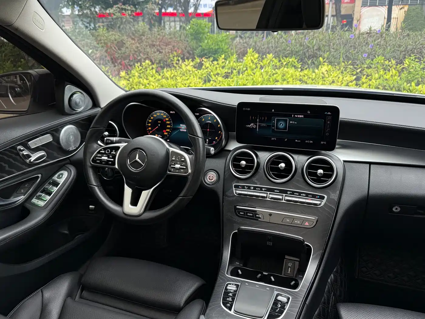 Mercedes-Benz C-Class 2019 Facelift C 260 L Sport фото 18