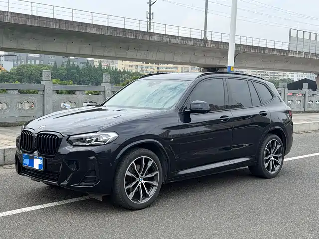 BMW X3 2023 xDrive30i Leading M Night Package