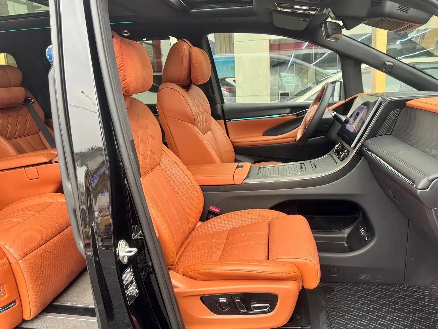 GAC TRUMPCHI YEARNING FOR M8