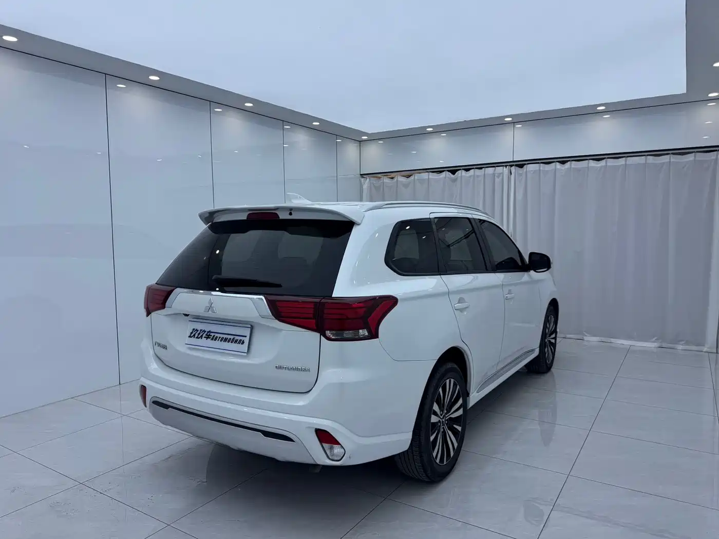 Mitsubishi Outlander 2023 2021 2.0L FWD Comfort Edition 5-seater