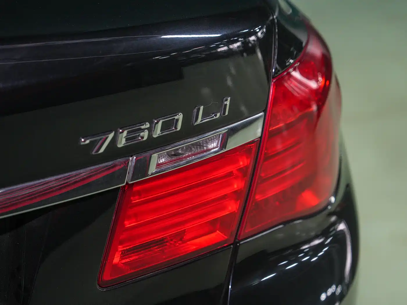 BMW 7 Series 2012 760Li 25th Anniversary Limited Edition фото 33