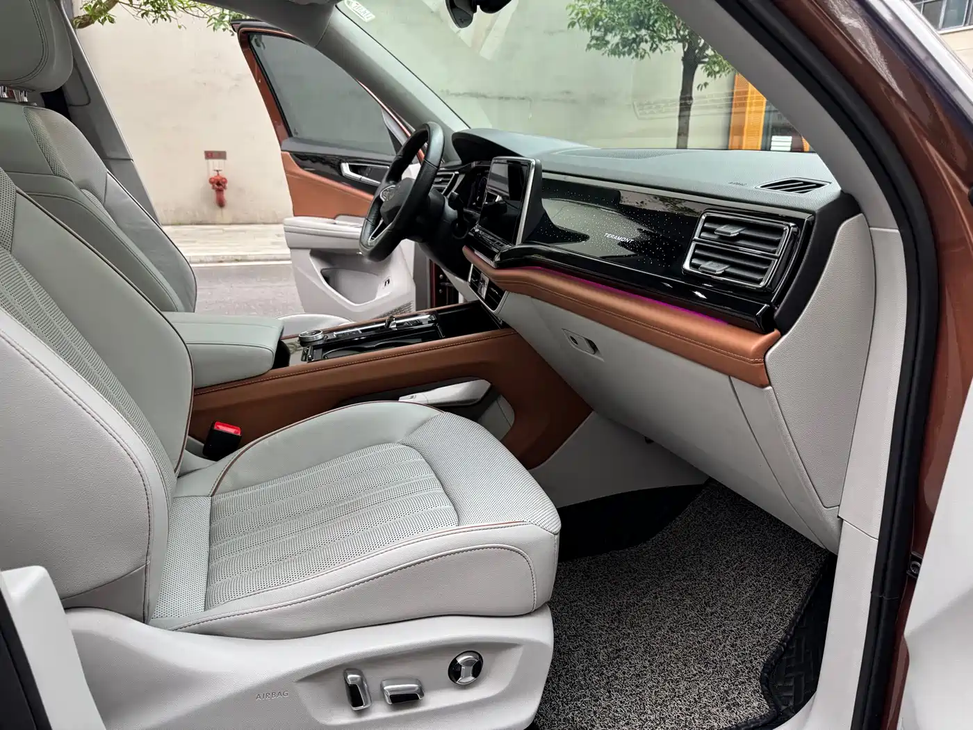 Volkswagen Teramont 2021 380TSI 4WD Premium Luxury Edition фото 8