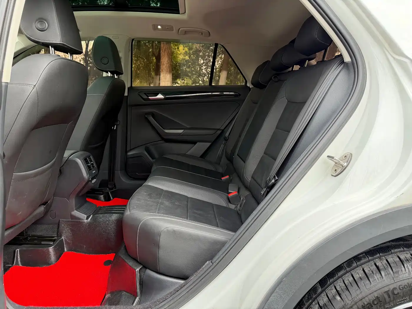 Volkswagen T-ROC 2018 280TSI DSG 2WD Comfort (China V) фото 16