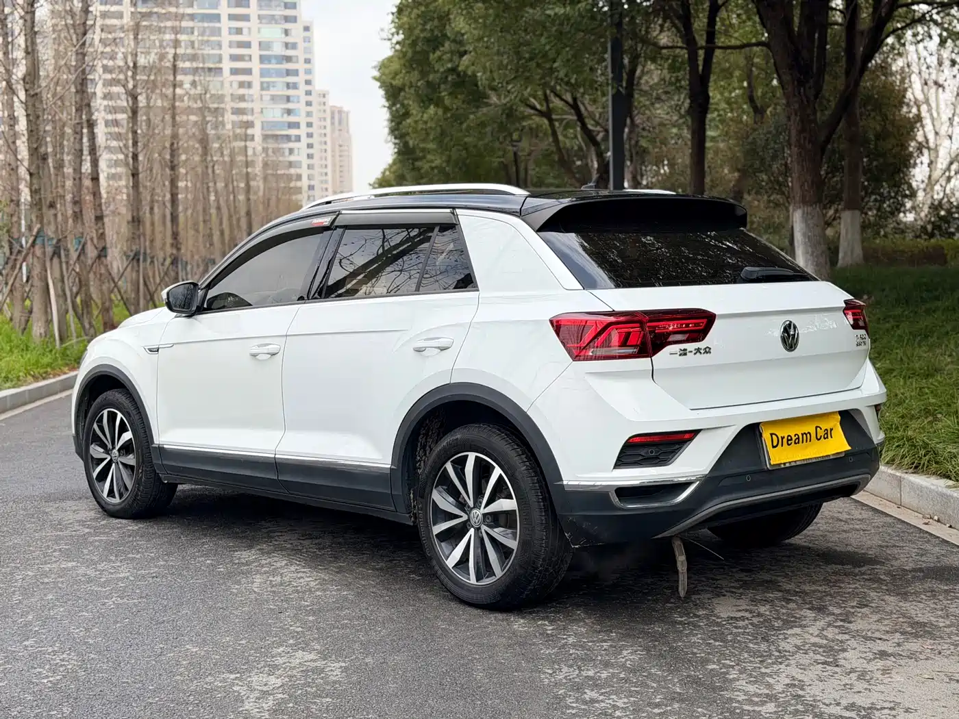 Volkswagen T-ROC 2018 280TSI DSG 2WD Comfort (China V) фото 3