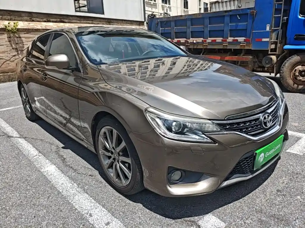 Toyota Reiz 2016 2013 2.5V Premium Edition