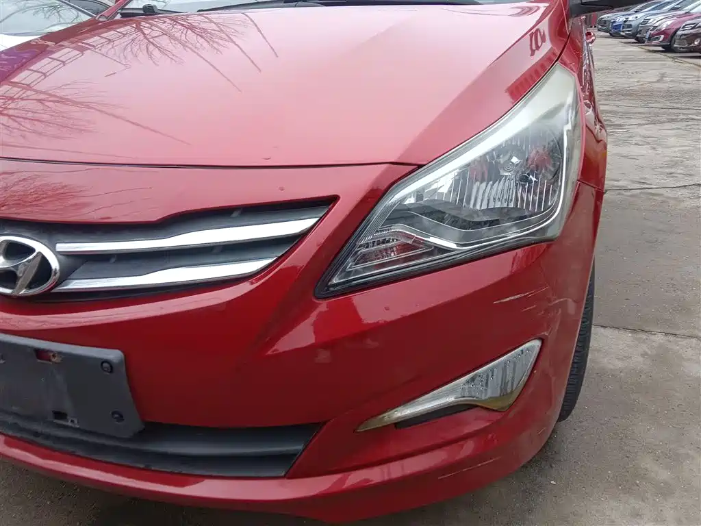 Hyundai Verna 2014 1.4L Automatic Smart GLS фото 18