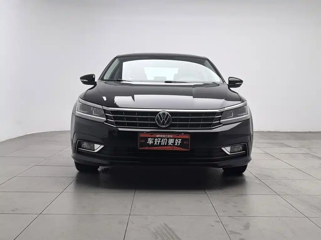 Фото 3 - Volkswagen Passat