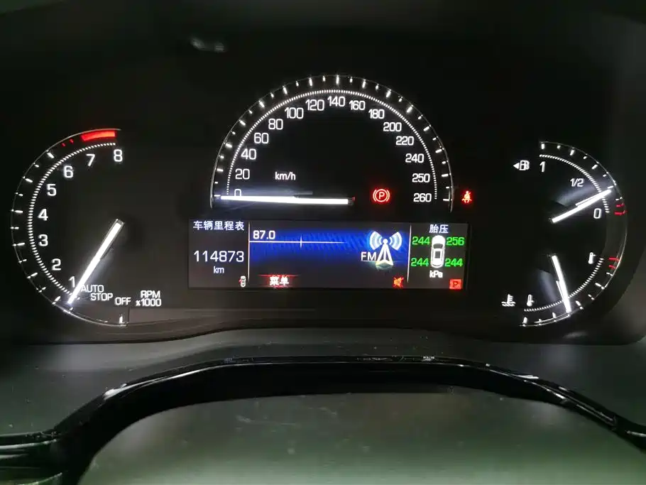 Cadillac XT5 2017 Anniversary Edition 25T Technology фото 14