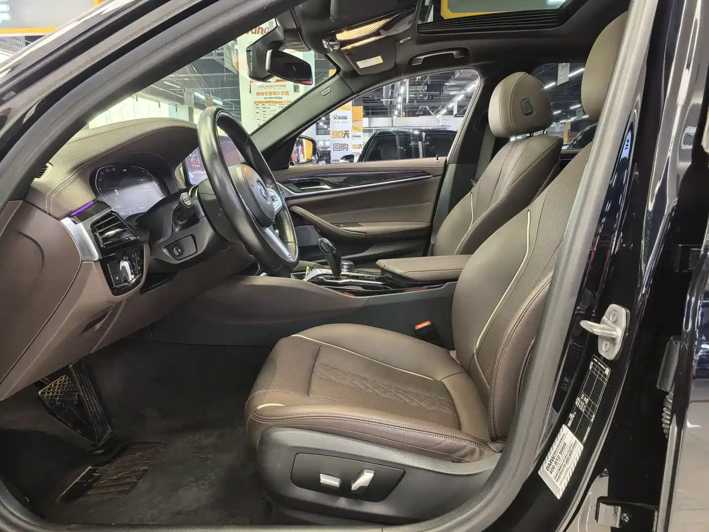 BMW 5 Series 2022 Model Second Facelift 525Li M Sport Package фото 4